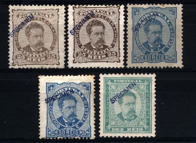 1187.jpg -     Lote:    1187            Portugal       Descrição:         1882/87 &mdash; D. Luís I. De frente. Lote composto por 5 selos, CE57 (2), 58 (2) e 61, com sobrecarga oblíqua, batida a azul "SPRCIMEN". Um dos selos CE58 com óxido no verso.        **/*       Valor Base:     &euro; 25,00     Valor Venda:     &euro; 42,00     