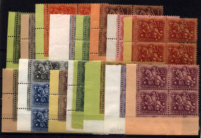 1338.jpg -     Lote:    1338            Portugal       Descrição:         1953 &mdash; Cavaleiro Medieval. CE763/77 + CE818. Séries completas em quadras, cantos de folha com excepção do selo de 2$30 (bordo). Valor de catálogo &euro; 782,00.        ***       Valor Base:     &euro; 140,00     Valor Venda:     Retirado     