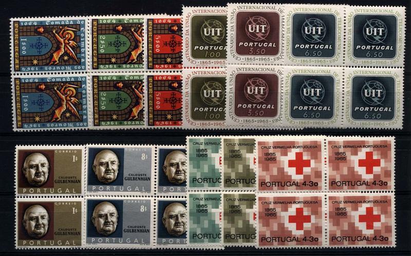 1355.jpg -     Lote:    1355            Portugal       Descrição:         1965 &mdash; Centenário Tomada de Coimbra aos Mouros + Centenário UIT + Calouste Gulbenkian + Centenário Cruz Vermelha Portuguesa. CE950/960. Quatro séries completas em quadras. Valor de catálogo &euro; 193,40.        ***       Valor Base:     &euro; 20,00     Valor Venda:     &euro; 34,00     