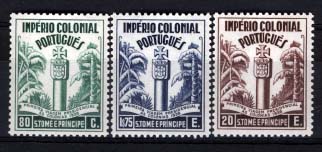 1704.jpg -     Lote:    1704            S. Tomé e Príncipe       Descrição:         1938 &mdash; Primeira Viagem presidencial ao Ultramar. CE316/318. Série completa. Valor de catálogo &euro; 88,60.        **       Valor Base:     &euro; 22,00     Valor Venda:     &euro; 26,00     