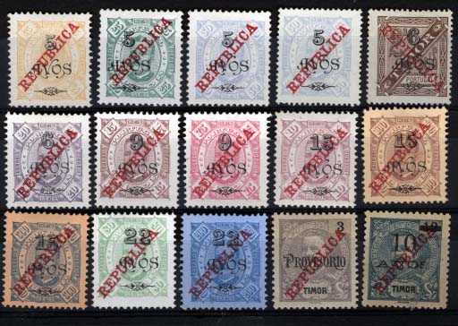 1727.jpg -     Lote:    1727            Timor       Descrição:         1915 &mdash; D. Carlos I. Selos de 1902 com sobrecarga REPUBLICA da Casa da Moeda. Emitidos com e sem goma. CE177/188 + CE189 + CE190. Séries completas. Valor de catálogo &euro; 25,30.        **/*       Valor Base:     &euro; 6,00     Valor Venda:     &euro; 20,00     