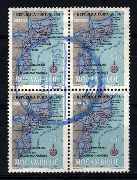 1912.jpg -     Lote:    1912            Moçambique       Descrição:         Carimbos circulares datados de borracha. 1954 &mdash; Carta Geográfica de Moçambique. CE414, $50. Quadra obliterada com carimbo batido a azul de "MECULA".        O       Valor Base:     &euro; 10,00     Valor Venda:     &euro; 18,00     