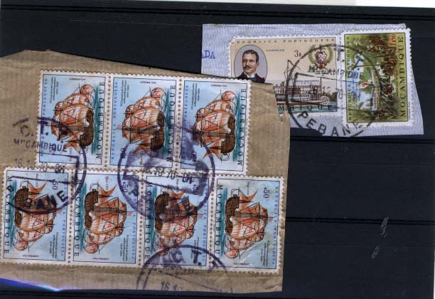1920.jpg -     Lote:    1920            Moçambique       Descrição:         Carimbos circulares datados. Lote de dois fragmentos com selos obliterados com carimbos a preto e violeta de "PEBANE".        FRG       Valor Base:     &euro; 6,00     Valor Venda:     Retirado     