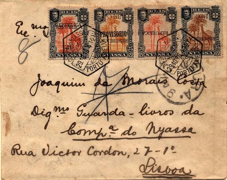 0052.jpg -     Lote:    52      Colecção Império      Companhia do Niassa       Descrição:         1911/18 &mdash; D. Carlos I, com sobretaxa e sobrecarga "REPUBLICA", tipografadas localmente a preto + D. Manuel II com sobrecarga REPUBLICA. Sobrescrito circulado registado de Porto Amélia (29.10.18) para Lisboa (30.01.19) com selos de 1 &frac12; C s/ 15 reis com sobrecarga e sobretaxa invertidas CE67 + 2C s/ 20 reis com sobretaxa e sobrecarga invertidas CE69 + 2C s/ 20 reis com sobretaxa e sobrecarga dupla CE69 + 3 &frac12; C s/ 25 reis CE71 com sobrecarga e sobretaxa invertida + 20 reis CE55. Censurada à chegada a Lisboa. MB e MR.         Carta       Valor Base:     &euro; 1200,00     Valor Venda:     &euro; 2200,00     