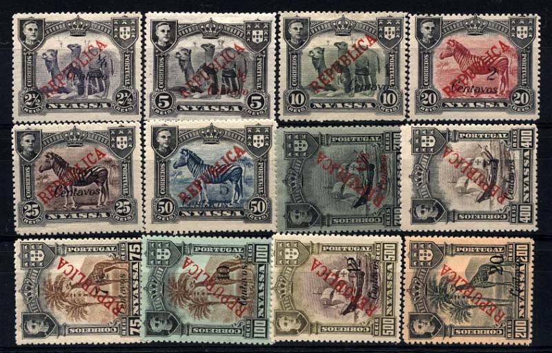 0058.jpg -     Lote:    58      Colecção Império      Companhia do Niassa       Descrição:         1921 &mdash; D. Manuel II, com sobretaxa, tipografadas em Lisboa. CE82/93. Série completa. Valor de catálogo &euro; 45,00,         **       Valor Base:     &euro; 12,00     Valor Venda:     &euro; 90,00     