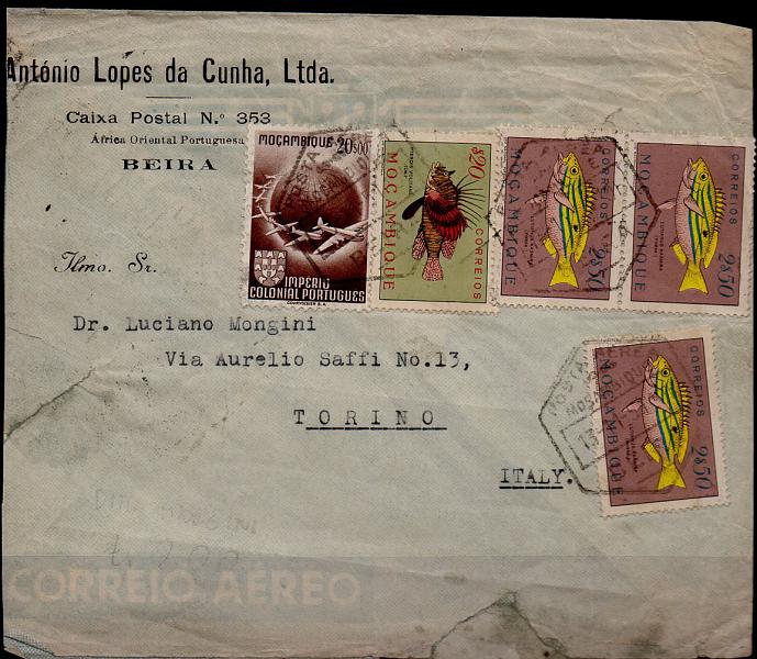 0537.jpg -     Lote:    537            Moçambique       Descrição:         1949/51 &mdash; Globo Terrestre + Peixes de Moçambique. Sobrescrito circulado da Beira (13.11.51) para Itália (18.11.51) com selo de 20$00 CE352, selo de $20 CE359 e 3 selos de 2$50 CE366.        Carta       Valor Base:     &euro; 12,00     Valor Venda:     &euro; 36,00     