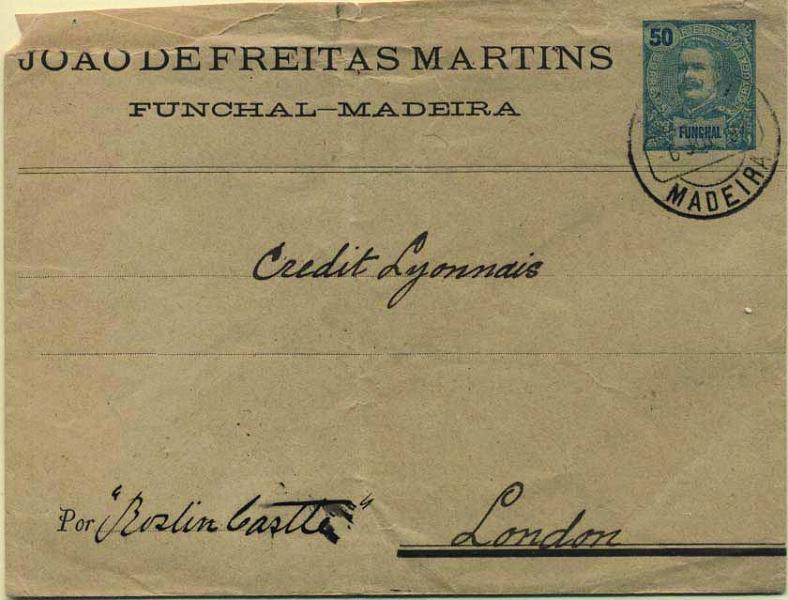 0713.jpg -     Lote:    713            Funchal       Descrição:         1897 &mdash; D. Carlos I tipo Mouchon. Sobrescritos. OM4, 50 reis azul sobre papel camurça. Circulado do Funchal (09.07.97) para Londres (12.07.97). Repicado na frente por "JOÃO DE FREITAS MARTINS / FUNCHAL &mdash; MADEIRA". Ligeiro defeito no bordo superior esquerdo. MB e MR.        IC       Valor Base:     &euro; 20,00     Valor Venda:     &euro; 40,00     