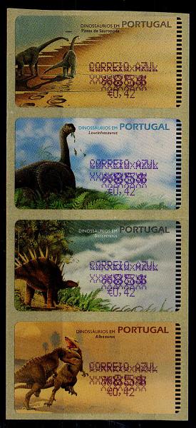 1098.jpg -     Lote:    1098            Portugal       Descrição:         1999 &mdash; Dinossáurios em Portugal. Máquinas AMIEL. Dupla afixação de taxa. CE ETQ19B. Tira dos 4 motivos com a taxa de 85$ / &euro;0,42, com legenda "CORREIO AZUL". Taxas e legendas anuladas com "X".        ETQ       Valor Base:     &euro; 10,00     Valor Venda:     &euro; 10,00     