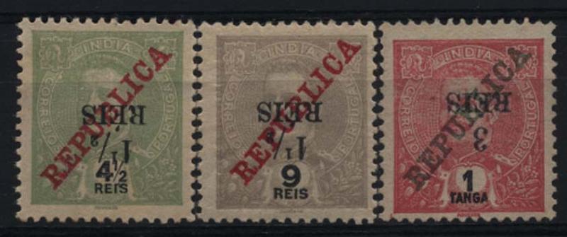 1137.jpg -     Lote:    1137            Índia       Descrição:         1914 &mdash; D. Carlos I, com sobrecarga REPUBLICA da Casa da Moeda e sobretaxa. Lote de 3 selos CE295, 296 e 298, todos com a sobretaxa invertida. Não catalogados.        *       Valor Base:     &euro; 20,00     Valor Venda:     &euro; 44,00     