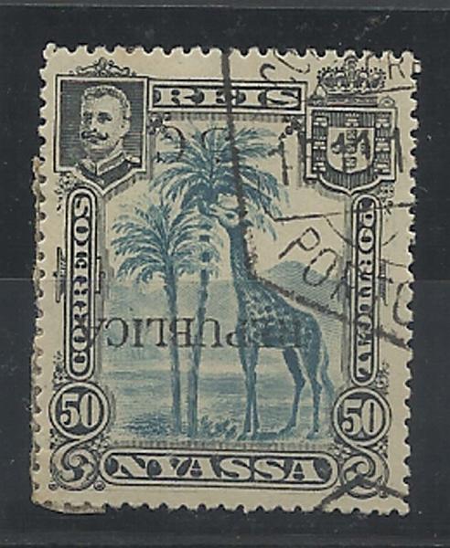 1199.jpg -     Lote:    1199            Companhia do Niassa       Descrição:         1918 &mdash; D. Carlos I, com sobretaxa e sobrecarga REPUBLICA. CE72, 5C s/ 50 reis azul. Selo com sobrecarga invertida. Não catalogada.        O       Valor Base:     &euro; 25,00     Valor Venda:     &euro; 38,00     