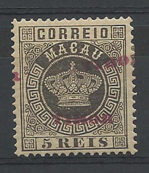 1207.jpg -     Lote:    1207            Timor       Descrição:         1886 &mdash; Tipo Coroa. Selos de Macau, com sobrecarga "TIMOR". CE1, 5 reis preto, denteado 12 &frac12;, com dupla sobrecarga, uma delas deslocada. MB e MR.        **       Valor Base:     &euro; 50,00     Valor Venda:     &euro; 50,00     
