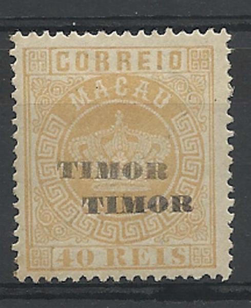 1210.jpg -     Lote:    1210            Timor       Descrição:         1886 &mdash; Tipo Coroa. Selos de Macau, com sobrecarga "TIMOR". CE5, 40 reis amarelo, denteado 12 &frac12;, com dupla sobrecarga. MB e MR.        **       Valor Base:     &euro; 50,00     Valor Venda:     Retirado     