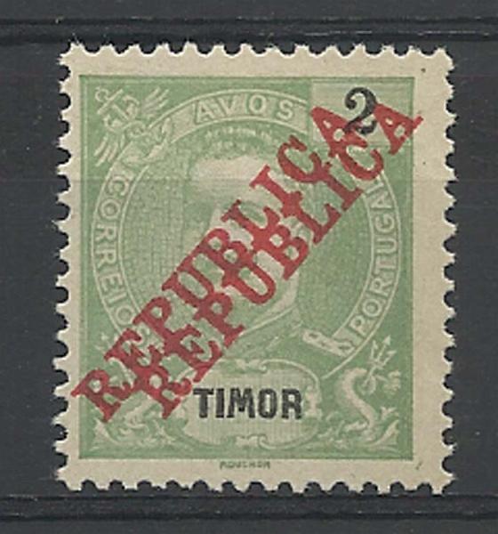 1222.jpg -     Lote:    1222            Timor       Descrição:         1911 &mdash; D. Carlos I tipo Mouchon, com sobrecarga REPUBLICA da Casa da Moeda. CE114, 2 avos verde amarelo, emitido sem goma. Selo com dupla sobrecarga.        *       Valor Base:     &euro; 20,00     Valor Venda:     &euro; 32,00     