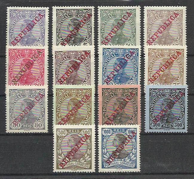 1310.jpg -     Lote:    1310            Portugal       Descrição:         1910 &mdash; D. Manuel II, com sobrecarga REPUBLICA. CE170/183. Série completa. Valor de catálogo &euro; 125,00.        **       Valor Base:     &euro; 18,00     Valor Venda:     &euro; 38,00     
