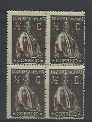 1335.jpg -     Lote:    1335            Portugal       Descrição:         1928/29 &mdash; Ceres, com sobretaxa. CE454, 10C s/ &frac12; C preto. Quadra em denteado 15x14, papel pontinhado. Valor de catálogo &euro; 192,40.        ***       Valor Base:     &euro; 30,00     Valor Venda:     &euro; 55,00     