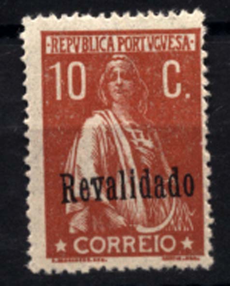 1341.jpg -     Lote:    1341            Portugal       Descrição:         1929 &mdash; Ceres, com sobrecarga "Revalidado". CE488, 10c tijolo em denteado 15x14. Selo com sinal de charneira quase imperceptível. Valor de catálogo &euro; 818,00.        ***       Valor Base:     &euro; 120,00     Valor Venda:     Retirado     