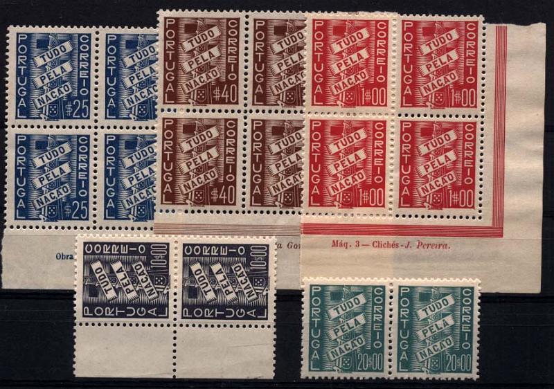 1347.jpg -     Lote:    1347            Portugal       Descrição:         1935/41 &mdash; Tudo pela Nação. CE570/74. Lote composto por 3 quadras (CE570/572) e dois pares (CE573/574). Valor de catálogo &euro; 603,00.        ***       Valor Base:     &euro; 90,00     Valor Venda:     &euro; 90,00     