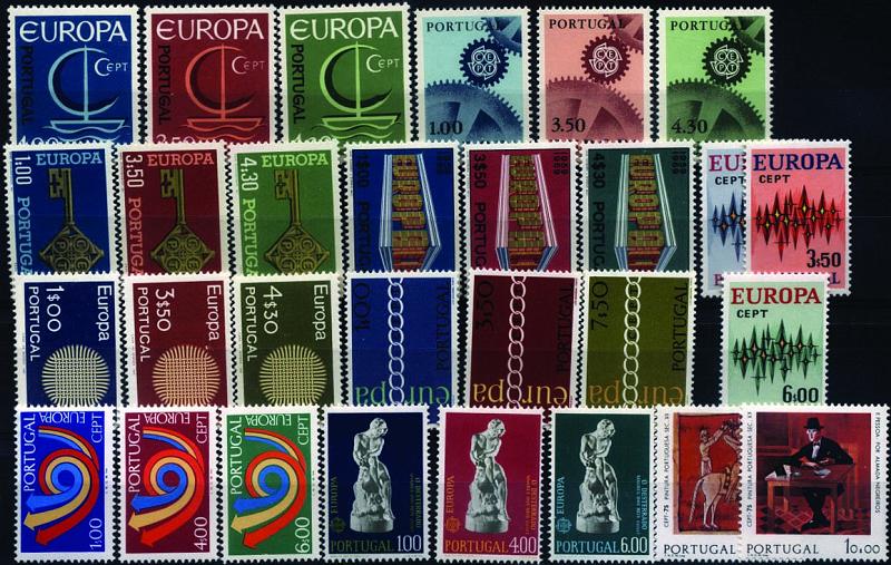 1377.jpg -     Lote:    1377            Portugal       Descrição:         1966/1980 - Europa CEPT. Lote composto por 10 séries: CE983/985, 997/999, 1022/1024, 1041/1043, 1063/1065, 1097/1099, 1152/1154, 1181/1183, 1209/1211, 1251/1252 + BLC20, 23, 27 e 31. Valor de catálogo &euro; 753,85.        ***       Valor Base:     &euro; 75,00     Valor Venda:     &euro; 75,00     