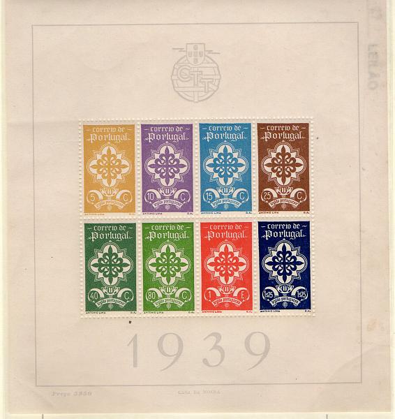 1441.jpg -     Lote:    1441            Portugal       Descrição:         1940 &mdash; Legião Portuguesa. CE BLC1. Bloco com algumas manchas nos bordos. Valor de catálogo &euro; 1.200,00. Lote a ver.        BLC***       Valor Base:     &euro; 120,00     Valor Venda:     &euro; 120,00     