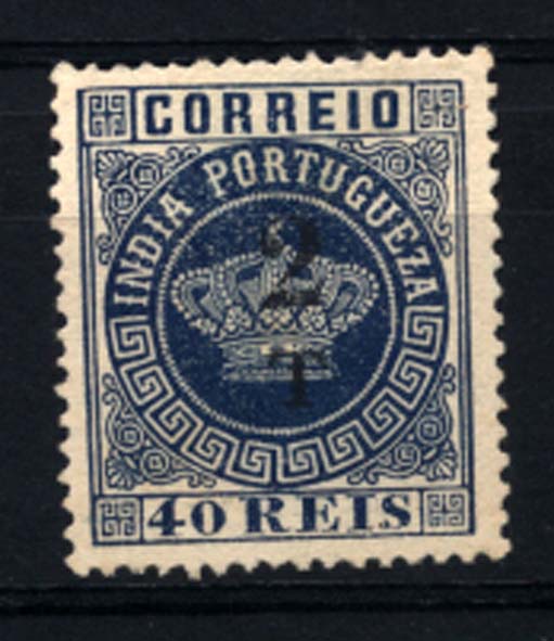 1533.jpg -     Lote:    1533            Índia       Descrição:         1881/83 &mdash; Tipo Coroa. Com sobretaxa. CE96, 2T s/ 40 reis azul, denteado 13 &frac12;. Valor de catálogo &euro; 75,00.        *       Valor Base:     &euro; 16,00     Valor Venda:     &euro; 48,00     