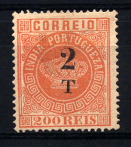 1535.jpg -     Lote:    1535            Índia       Descrição:         1881/83 &mdash; Tipo Coroa. Com sobretaxa. CE101, 2T s/ 200 reis laranja, denteado 13 &frac12;. Valor de catálogo &euro; 92,00.        *       Valor Base:     &euro; 22,00     Valor Venda:     &euro; 80,00     