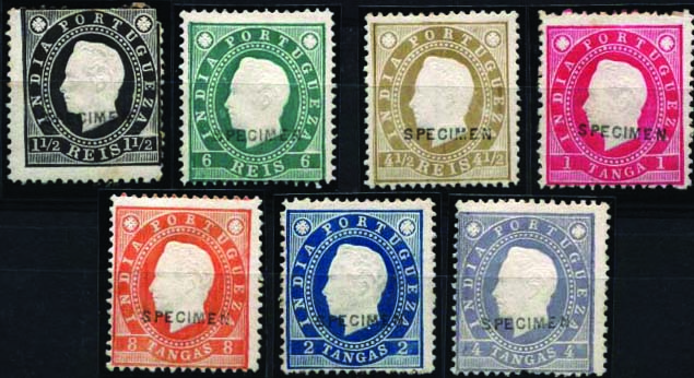 1543.jpg -     Lote:    1543            Índia       Descrição:         1886 &mdash; D. Luís I. Fita direita. CE132/138. Série completa com a sobrecarga "SPECIMEN". Selos originais distribuídos com as reimpressões de 1905. Um selo com pontos de óxido no verso, e selo de 1 &frac12; reis com ligeiro defeito. Lote a ver.        **       Valor Base:     &euro; 175,00     Valor Venda:     Retirado     