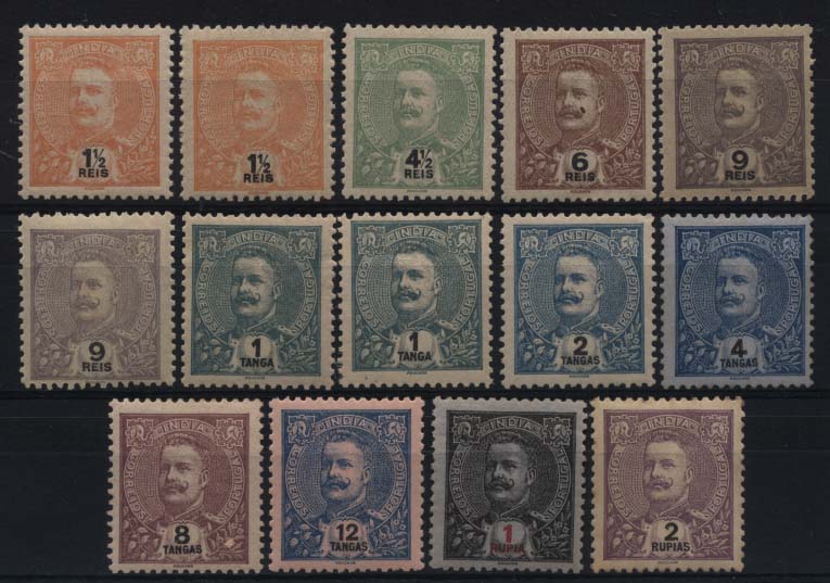 1550.jpg -     Lote:    1550            Índia       Descrição:         1898/1900 &mdash; D. Carlos I, tipo Mouchon. CE155/165. Série completa + repetições de 1 &frac12; reis e 1T (variedades de cor. Selo de 2R com ligeiros pontos de óxido no verso. Valor de catálogo &euro; 64,00.        **       Valor Base:     &euro; 12,00     Valor Venda:     &euro; 22,00     