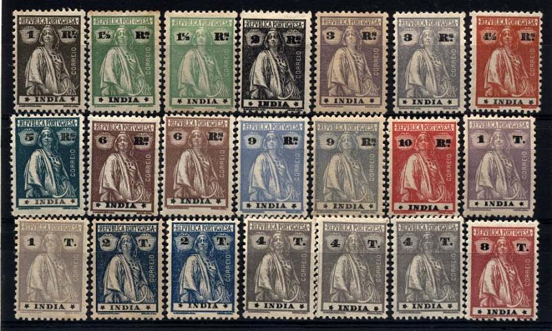 1571.jpg -     Lote:    1571            Índia       Descrição:         1914 &mdash; Ceres. Lote composto por 21 selos: CE254, CE255 (2) estrelas II/II e III/IV, CE256, CE258 (2), estrelas II/II e III/IV, CE259 estrelas III/II, CE260 estrelas III/II, CE261 (2) estrelas III(IV e III/II, CE262 estrelas III/II e III/IV, CE263, estrelas III/IV, CE264 (2) estrelas III/IV e II/II, CE265 (2) estrelas III/IV e II/II, CE267 (3) estrelas III/II e CE268 estrelas III/IV. Valor de catálogo &euro; 381,60.        **       Valor Base:     &euro; 90,00     Valor Venda:     &euro; 120,00     