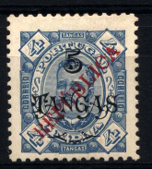 1577.jpg -     Lote:    1577            Índia       Descrição:         1914 &mdash; D. Carlos I tipo Diogo Neto, emissão de 1902, com sobrecarga REPUBLICA local. CE285, 5T s/ 4T azul, denteado 11 &frac12;. Selo com a sobrecarga a vermelho. Valor de catálogo &euro; 45,00.        *       Valor Base:     &euro; 12,00     Valor Venda:     &euro; 20,00     