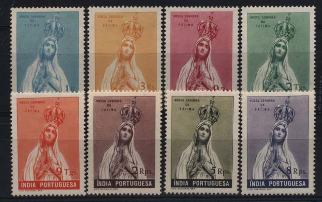 1587.jpg -     Lote:    1587            Índia       Descrição:         1949 &mdash; Nossa Senhora de Fátima, coroada. CE390/397. Série completa. Valor de catálogo &euro; 122,00.        **       Valor Base:     &euro; 30,00     Valor Venda:     &euro; 35,00     