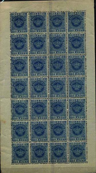 1642.jpg -     Lote:    1642            Moçambique       Descrição:         1881/85 &mdash; Tipo Coroa. Novas cores. CE14, 50 reis azul, papel liso fino, denteado 12 &frac12;. Folha completa de 28 selos. Valor de catálogo &euro; 44,80.        ***       Valor Base:     &euro; 22,00     Valor Venda:     &euro; 42,00     