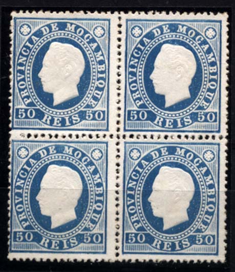 1643.jpg -     Lote:    1643            Moçambique       Descrição:         1886 &mdash; D. Luís I. Fita direita. CE20, 50 reis azul. Quadra em denteado 13 &frac12;, papel levemente pontinhado (não catalogado neste denteado).         *       Valor Base:     &euro; 15,00     Valor Venda:     &euro; 34,00     