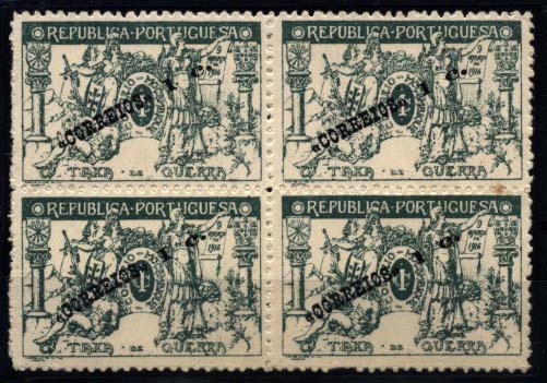 1654.jpg -     Lote:    1654            Moçambique       Descrição:         1918/20 &mdash; Taxa de Guerra. Selos de Imposto Postal e Telegráfico, com sobrecarga. CE201, 1C s/ 1C verde, denteado 11. Quadra (com um ponto de óxido), com sobretaxa de 27mm. Valor de catálogo &euro; 84,00.        ***       Valor Base:     &euro; 10,00     Valor Venda:     Retirado     