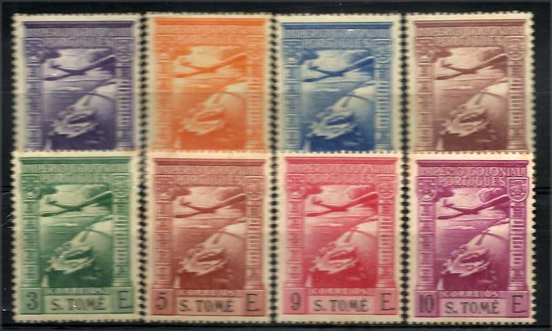 1715.jpg -     Lote:    1715            S. Tomé e Príncipe       Descrição:         1938 &mdash; Correio Aéreo. Império Colonial Português. Legenda S. TOMÉ. CE CA 2/9. Falta selo de 10C. Alguns selos com ligeiros pontos de óxido. Valor de catálogo &euro; 370,00.        ***       Valor Base:     &euro; 40,00     Valor Venda:     Retirado     