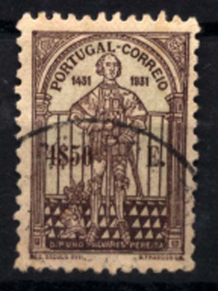2320.jpg -     Lote:    2320      Lotes pelo Correio      Portugal       Descrição:         1931 &mdash; 5.º Centenário da Morte de D. Nuno Alvares Pereira. CE542, 4$50 castanho s/ verde claro. Valor de catálogo &euro; 97,40.        O       Valor Base:     &euro; 15,00     Valor Venda:     &euro; 20,00     