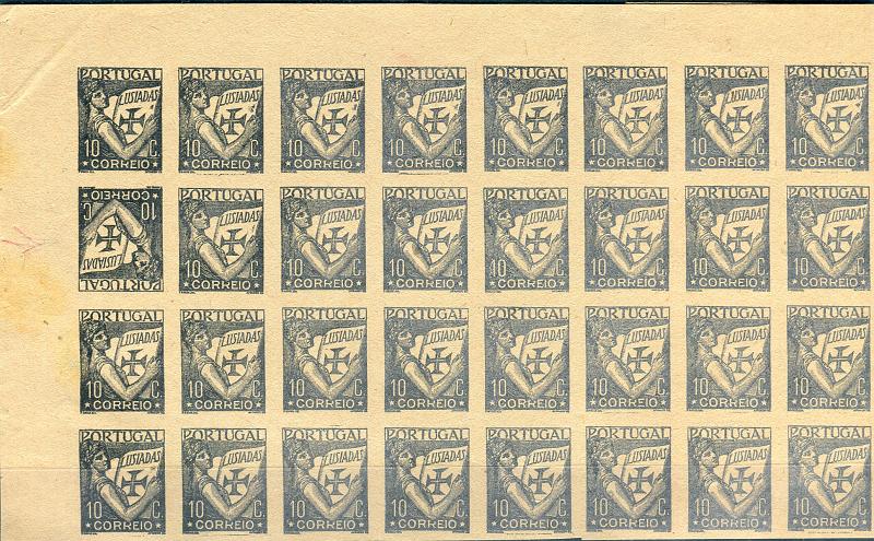 0135.jpg -     Lote:    135      Colecção "Os Lusíadas"             Descrição:         1931 &mdash; Lusíadas. Fragmento com 40 provas de folha de 100 provas em papel médio amarelado, sem goma, preto, da taxa de 10c. Um selo em "tête.beche", na 11.ª posição (1.º selo da 2.ª fila).        PRV       Valor Base:     &euro; 100,00     Valor Venda:     Retirado     