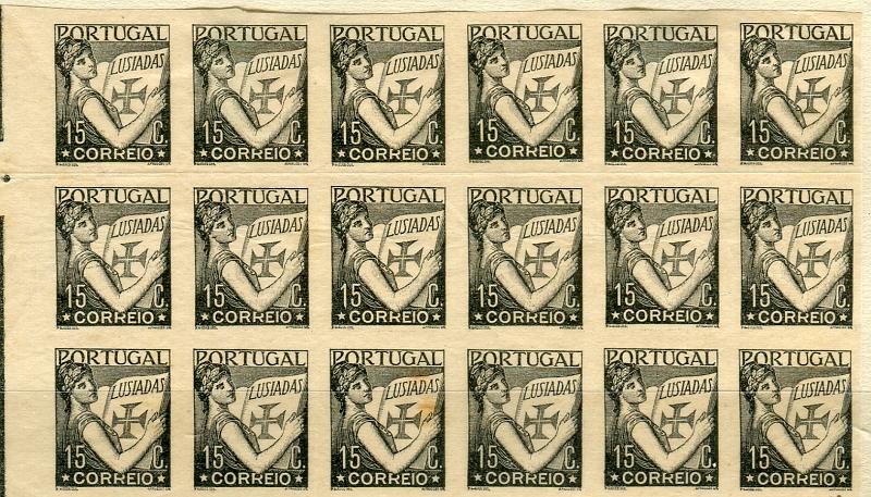 0167.jpg -     Lote:    167      Colecção "Os Lusíadas"             Descrição:         1931 &mdash; Lusíadas. Bloco de 18 provas não denteadas da taxa de 15C, impressas a preto sobre papel "pelure" creme, sem goma. Cor e taxa aprovadas para a emissão. Papel não aprovado. Inscrição marginal "Clichés &mdash; R. Munhóz" e nome do tipógrafo propositadamente encoberto.        PRV       Valor Base:     &euro; 20,00     Valor Venda:     Retirado     