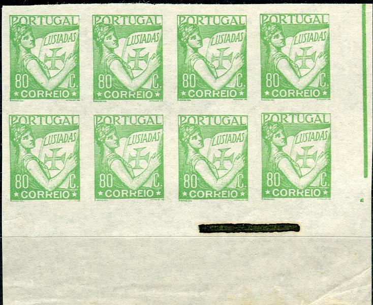 0170.jpg -     Lote:    170      Colecção "Os Lusíadas"             Descrição:         1931 &mdash; Lusíadas. Bloco canto inferior direito, de 8 provas não denteadas, da taxa de 80c, impressas a verde esmeralda sobre papel liso muito fino, cor e taxa aprovadas. Papel não aprovado. Inscrição marginal "Clichés &mdash; Eduardo Sá" propositadamente encobertos com tinta preta.        PRV       Valor Base:     &euro; 12,00     Valor Venda:     Retirado     