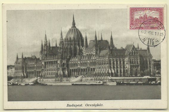 0588.jpg -     Lote:    588                   Descrição:      Hungria (Parlamento em Budapeste)   &mdash; Postal ilustrado concordante com selo de 30c Yv308, obliterados com marca de dia de Budapeste (22.11.45).        PM       Valor Base:     &euro; 10,00     Valor Venda:     Retirado     