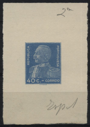 0790.jpg -     Lote:    790            Portugal       Descrição:         1934 &mdash; General Carmona. CE560. 40C. Prova de artista não denteada em azul, sobre papel porcelana. MB.        PRV       Valor Base:     &euro; 20,00     Valor Venda:     &euro; 22,00     