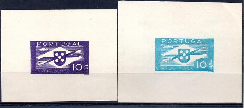 0796.jpg -     Lote:    796            Portugal       Descrição:         1935/36 &mdash; Tipo Hélice. Lote de duas provas de artista, não denteadas, com o valor impresso de 10$00, nas cores violeta e azul claro e violeta, OM 1 e 36.        PRV       Valor Base:     &euro; 25,00     Valor Venda:     &euro; 55,00     