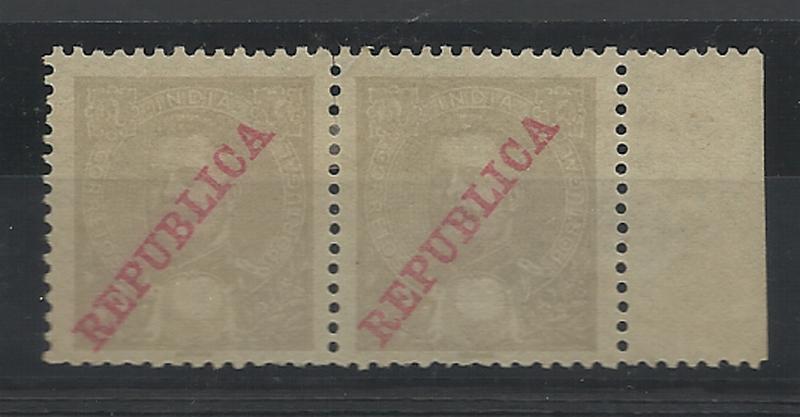 0860.jpg -     Lote:    860            Índia       Descrição:         1911 &mdash; D. Carlos I Tipo Mouchon, com sobrecarga REPUBLICA da Casa da Moeda. CE200, 1 real cinzento. Par de selos, bordo de folha, sem impressão da taxa. B e R.        *       Valor Base:     &euro; 20,00     Valor Venda:     &euro; 20,00     