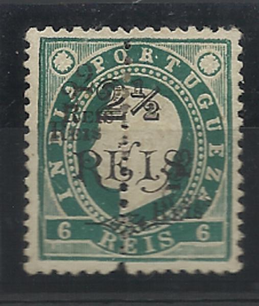 0891.jpg -     Lote:    891            Índia       Descrição:         1911/13 &mdash; D. Luís I com sobretaxa e perfurados "a meio", sobre selos com sobrecarga, da emissão de 1902. CE223, 2 reis s/ 2 &frac12; reis s/ 6 reis verde. Sobrecarga A. Selo completo com dupla sobretaxa final.        *       Valor Base:     &euro; 15,00     Valor Venda:     &euro; 36,00     