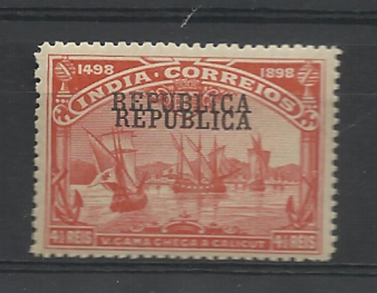 0926.jpg -     Lote:    926            Índia       Descrição:         1913 &mdash; 4.º Centenário do Descobrimento do Caminho Marítimo para a Índia, com sobrecarga REPUBLICA da Casa da Moeda. CE247, 4 &frac12; reis vermelho, com dupla sobrecarga. Não catalogada.         **       Valor Base:     &euro; 12,00     Valor Venda:     &euro; 12,00     