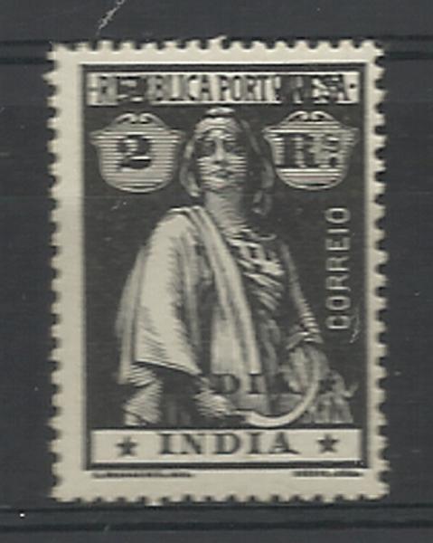 0931.jpg -     Lote:    931            Índia       Descrição:         1914 &mdash; Ceres. CE256, 2 reis preto, papel porcelana, denteado 15x14, estrelas I/I. Selo com dupla impressão da taxa e legenda. MB.        **       Valor Base:     &euro; 10,00     Valor Venda:     &euro; 10,00     