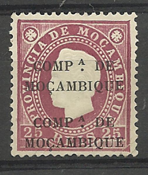 0995.jpg -     Lote:    995            Companhia de Moçambique       Descrição:         1892 &mdash; D. Luís I. Fita direita. Selos de Moçambique com sobrecarga "COMP.ª DE MOÇAMBIQUE". CE4, 25 reis violeta, tipo II, denteado 13 &frac12;. Selo com dupla sobrecarga. Valor de catálogo &euro; 36,00.        *       Valor Base:     &euro; 20,00     Valor Venda:     &euro; 55,00     