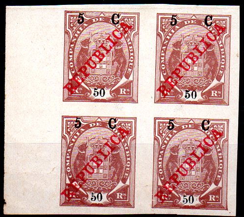 0997.jpg -     Lote:    997            Companhia de Moçambique       Descrição:         1916 &mdash; Tipo Elefantes, com REPUBLICA da Casa da Moeda e sobretaxa em centavos. CE98, 5C s/ 50 reis castanho, papel porcelana. Quadra, bordo de folha não denteada.        *       Valor Base:     &euro; 20,00     Valor Venda:     Retirado     