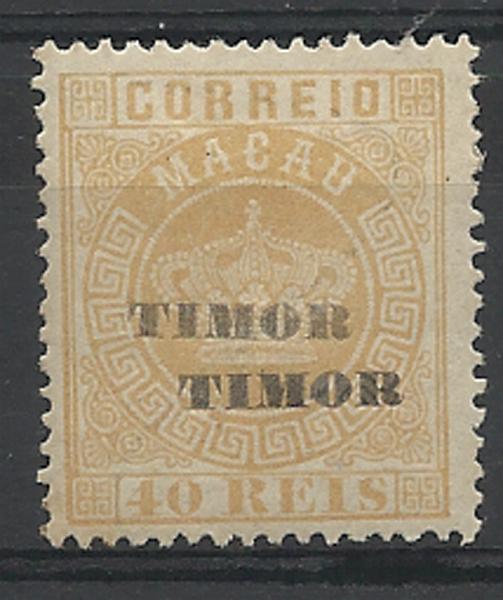 1024.jpg -     Lote:    1024            Timor       Descrição:         1886 &mdash; Tipo Coroa. Selos de Macau, com sobrecarga "TIMOR". CE5, 40 reis amarelo, denteado 12 &frac12;, com dupla sobrecarga. MB e MR.        **       Valor Base:     &euro; 20,00     Valor Venda:     &euro; 36,00     