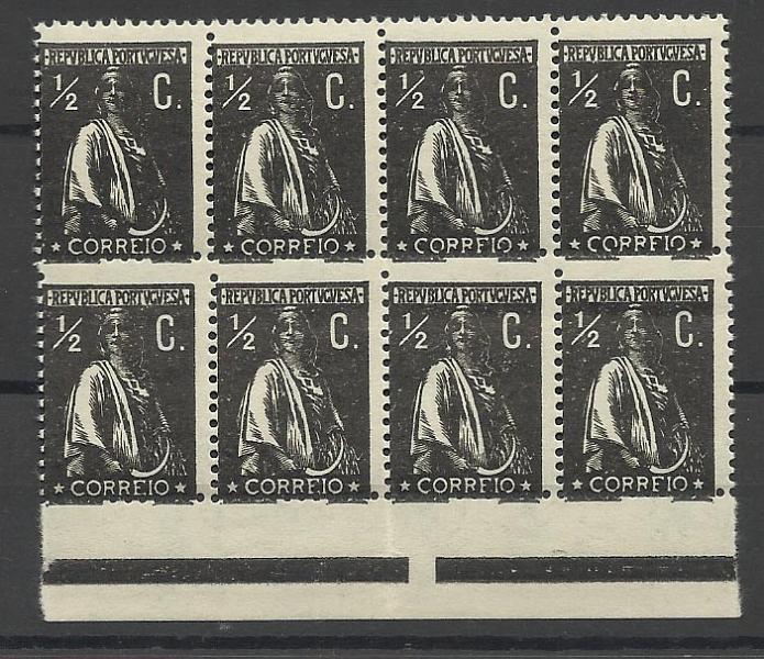 1087.jpg -     Lote:    1087            Portugal       Descrição:         1912 &mdash; Ceres. CE206, &frac12; c preto, papel cartolina, denteado 12x11 &frac12;. Bloco horizontal com oito selo (2x4). Valor de catálogo &euro; 240,00.        ***       Valor Base:     &euro; 35,00     Valor Venda:     &euro; 75,00     