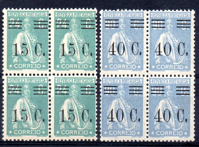 1106.jpg -     Lote:    1106            Portugal       Descrição:         1928/29 &mdash; Ceres, com sobretaxa. Lote de duas quadras de 15c s/ 24c verde azul e 40c s/ 90c denteado 12x11 &frac12;, CE462 e 475. Valor de catálogo &euro; 75,40.        ***       Valor Base:     &euro; 10,00     Valor Venda:     &euro; 10,00     